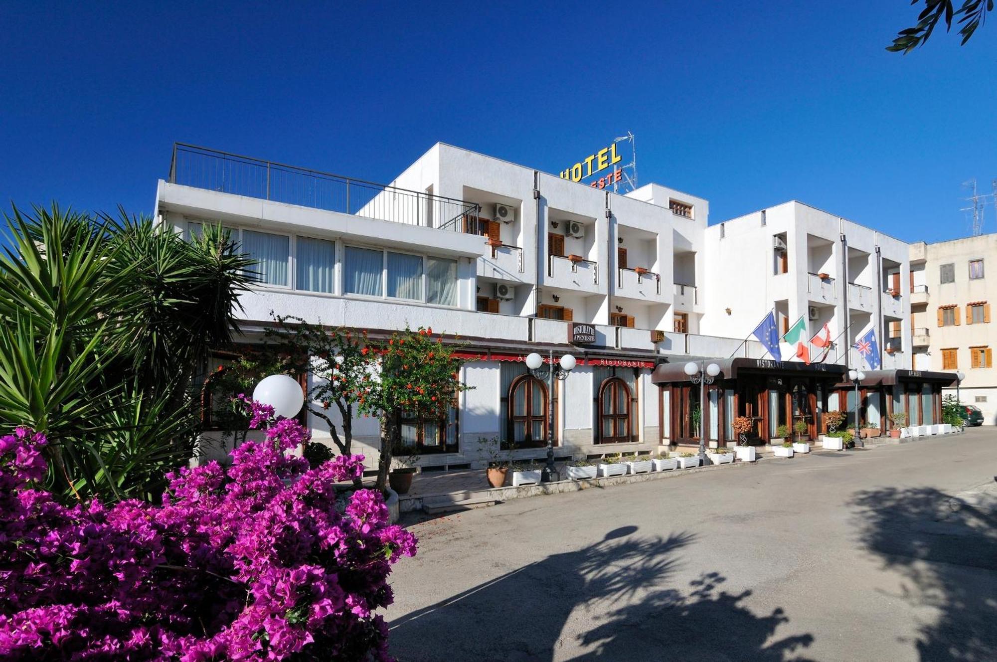 Hotel Apeneste Mattinata Kültér fotó